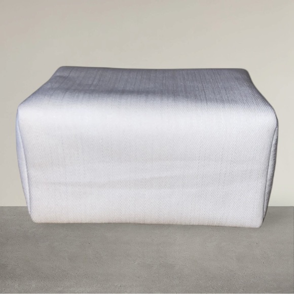 NEW Dior Beauty Pouch Makeup Cosmetic Bag - Picture 4 of 5